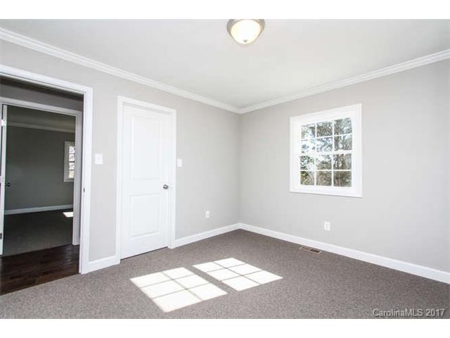 6033 Vinewood Rd, Davidson, NC 28036 photo 13