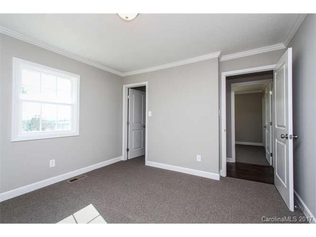 6033 Vinewood Rd, Davidson, NC 28036 photo 10