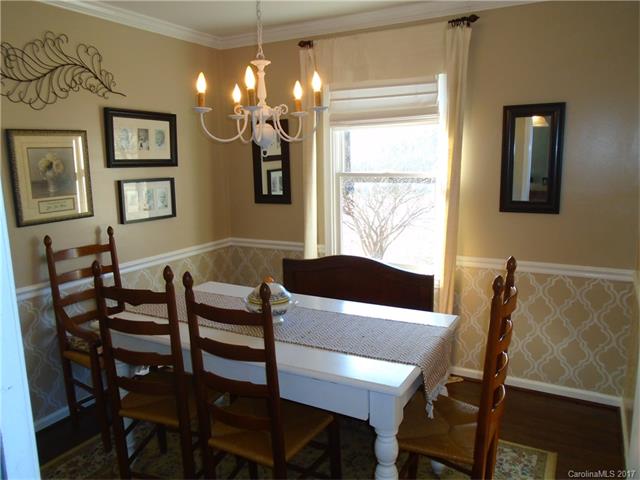 200 Farris Rd, Clover, SC 29710 photo 4