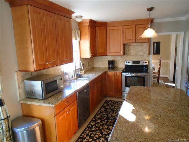 200 Farris Rd, Clover, SC 29710 photo 11