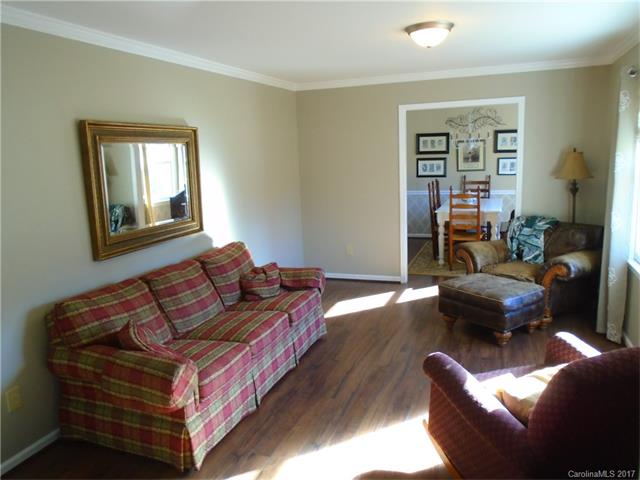 200 Farris Rd, Clover, SC 29710 photo 2