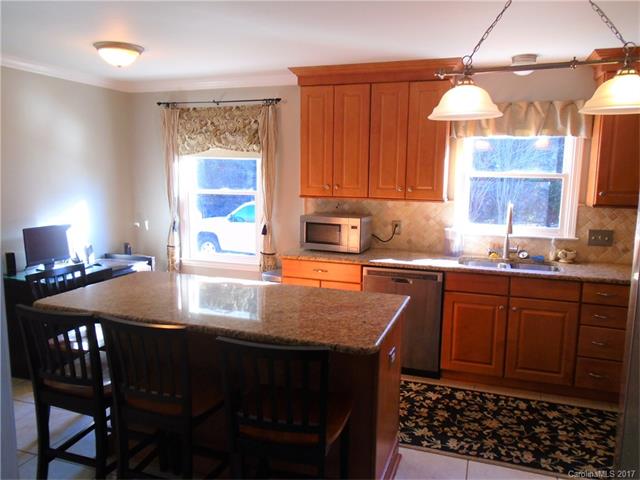 200 Farris Rd, Clover, SC 29710 photo 9