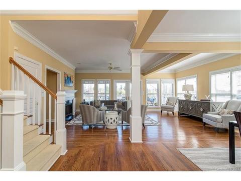 17601 Springwinds Dr, Cornelius, NC 28031 photo 3