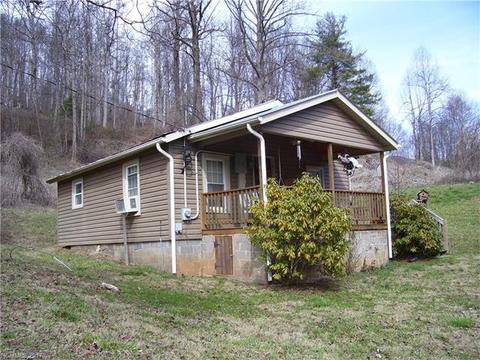 7957 Us 74 Hwy, Sylva, NC 28779 photo 1