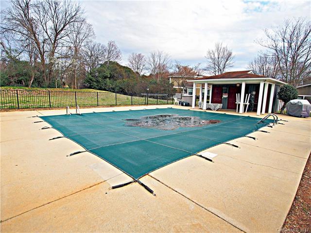 7610 Woods Ln #7, Cornelius, NC 28031 photo 16