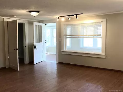 87 Pinto Trl, Sylva, NC 28779 photo 4