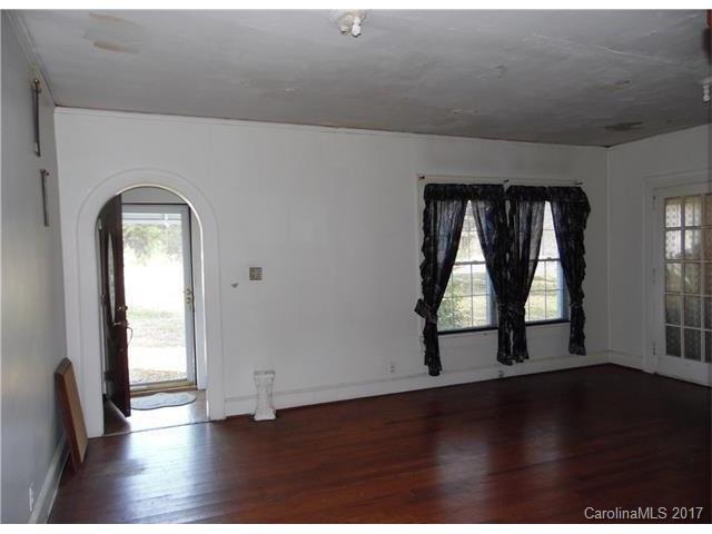 1420 Springdale Rd, Lancaster, SC 29720 photo 2