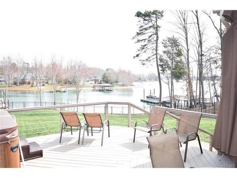 7937 Harbor Master Ct, Denver, NC 28037 photo 1