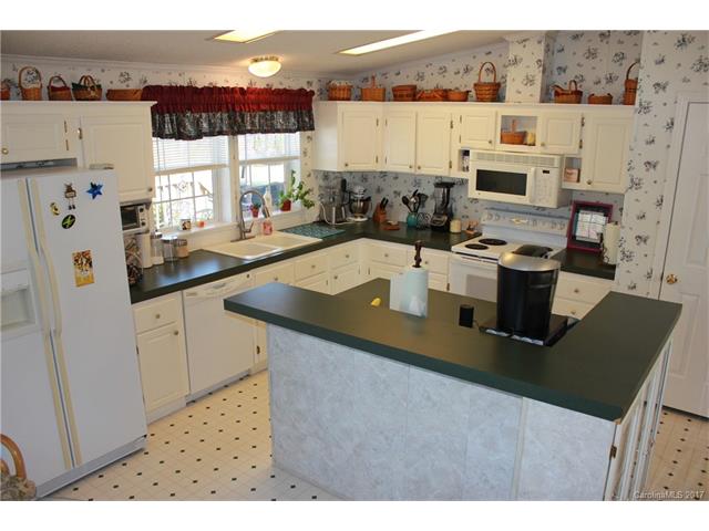 256 Redhawk Ln, Olin, NC 28660 photo 6