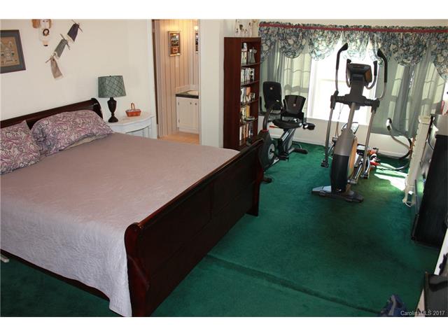 256 Redhawk Ln, Olin, NC 28660 photo 17