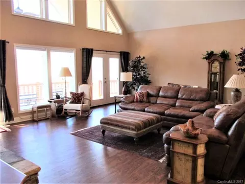 31 Lick Log Rd, Sylva, NC 28779 photo 6