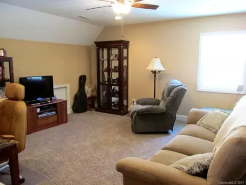 31 Lick Log Rd, Sylva, NC 28779 photo 13