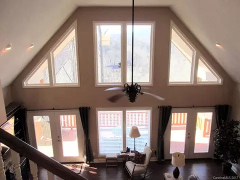 31 Lick Log Rd, Sylva, NC 28779 photo 4