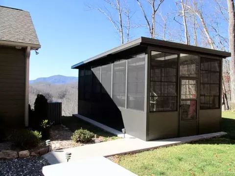 31 Lick Log Rd, Sylva, NC 28779 photo 17