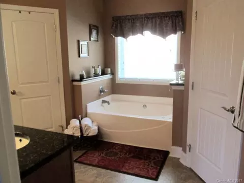 31 Lick Log Rd, Sylva, NC 28779 photo 11