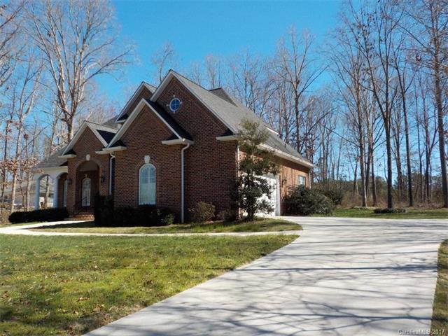 3754 Glen Arbor Dr, Maiden, NC 28650 photo 2