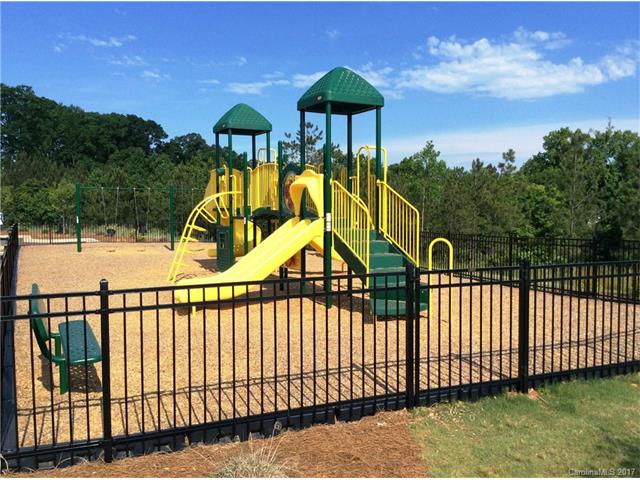1099 Mantell Rd, Lancaster, SC 29720 photo 9