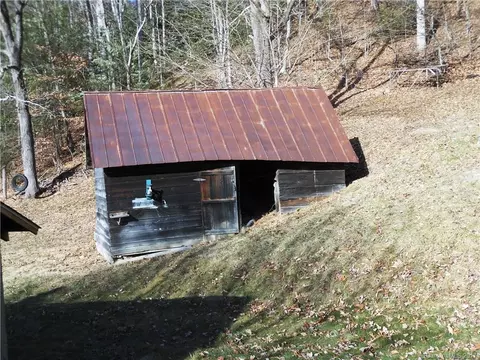10825 Big Laurel Rd, Marshall, NC 28753 photo 6