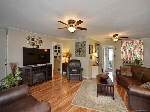 3643 Broad St, Clyde, NC 28721 photo 5