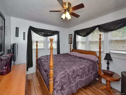 3643 Broad St, Clyde, NC 28721 photo 8