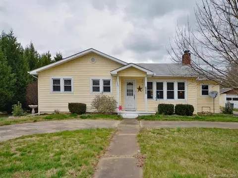 3643 Broad St, Clyde, NC 28721 photo 1