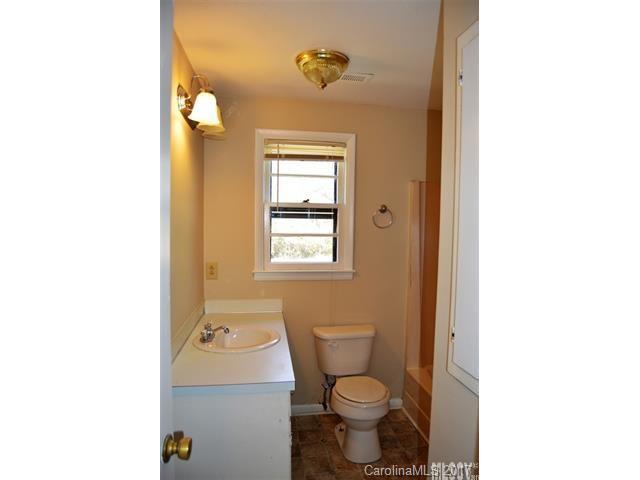 708 2nd Street Sw Ct SW, Conover, NC 28613 photo 10