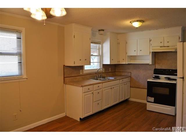 708 2nd Street Sw Ct SW, Conover, NC 28613 photo 6