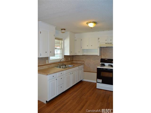 708 2nd Street Sw Ct SW, Conover, NC 28613 photo 5