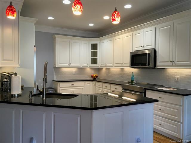 11094 Pheasant Run, Tega Cay, SC 29708 photo 2