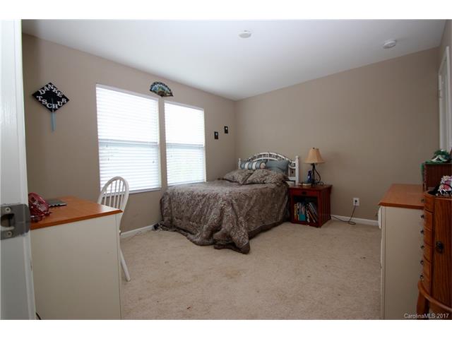 1015 Ramsgate Dr, Concord, NC 28025 photo 9