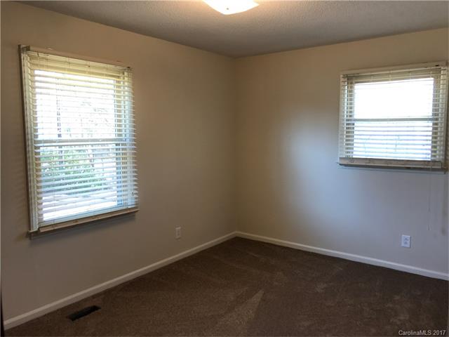 810 E Chestnut St, Stanley, NC 28164 photo 17