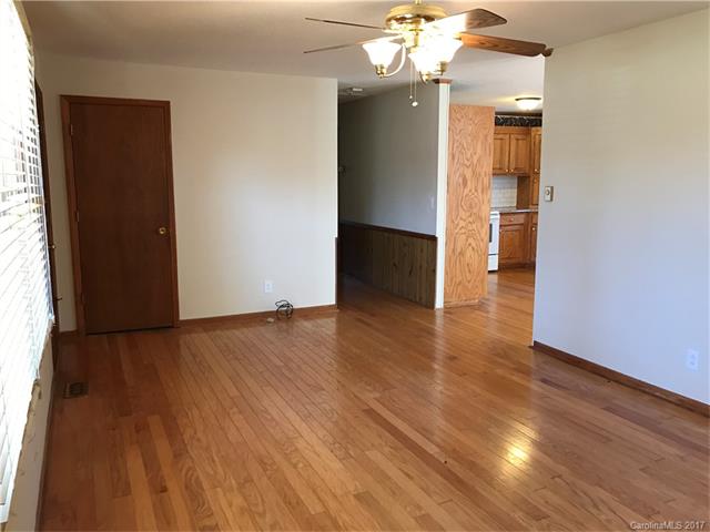 810 E Chestnut St, Stanley, NC 28164 photo 8