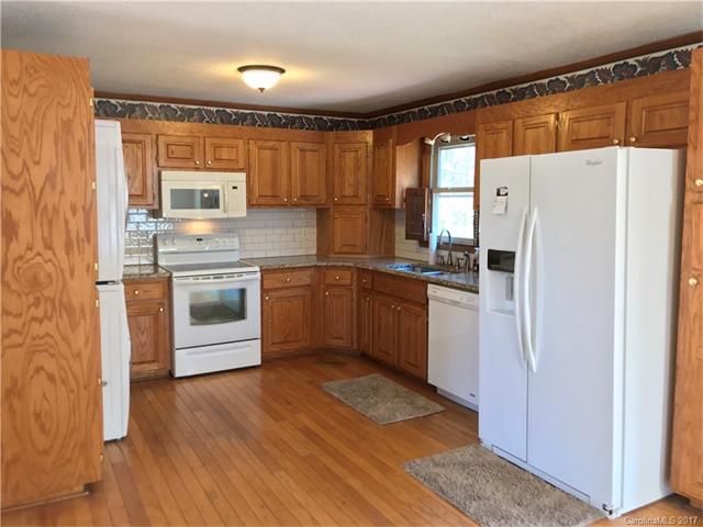 810 E Chestnut St, Stanley, NC 28164 photo 9