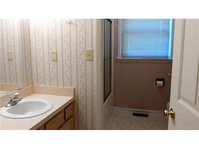 3281 Torrence Branch Dr, Fort Mill, SC 29708 photo 4