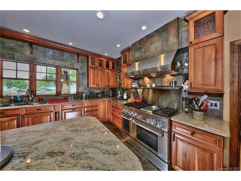 19039 Mountainview Dr, Cornelius, NC 28031 photo 9