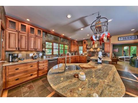 19039 Mountainview Dr, Cornelius, NC 28031 photo 8