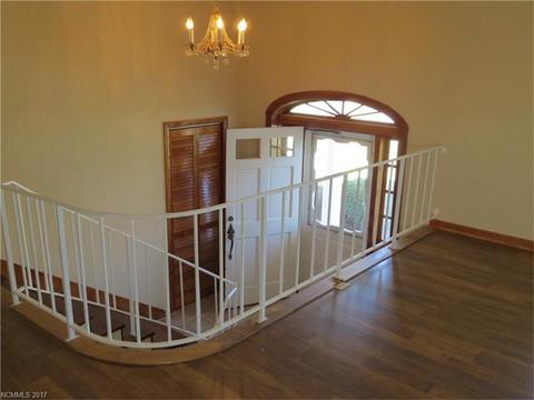 80 Tree Haven Dr, Brevard, NC 28712 photo 3