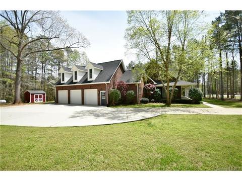 18760 Shearer Rd, Davidson, NC 28036 photo 3