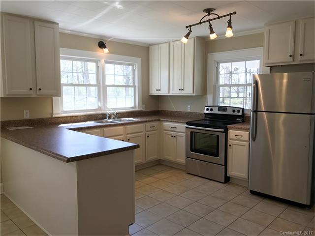 205 E 13th St, Kannapolis, NC 28083 photo 2