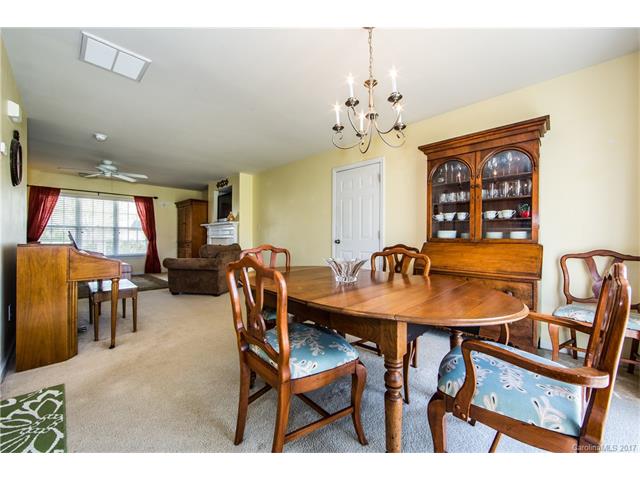 10806 Traders Ct, Davidson, NC 28036 photo 3
