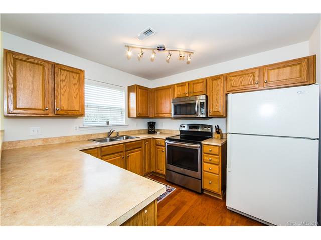 10806 Traders Ct, Davidson, NC 28036 photo 4