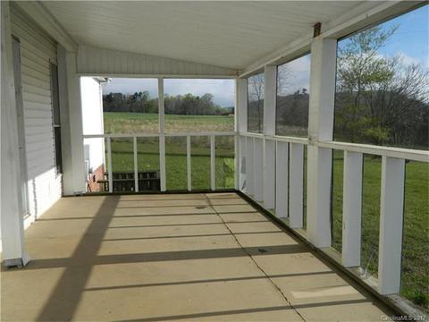 37 Ford Ln, Hiddenite, NC 28636 photo 9