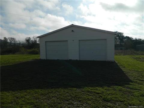 37 Ford Ln, Hiddenite, NC 28636 photo 4