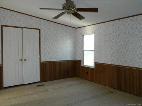 37 Ford Ln, Hiddenite, NC 28636 photo 13