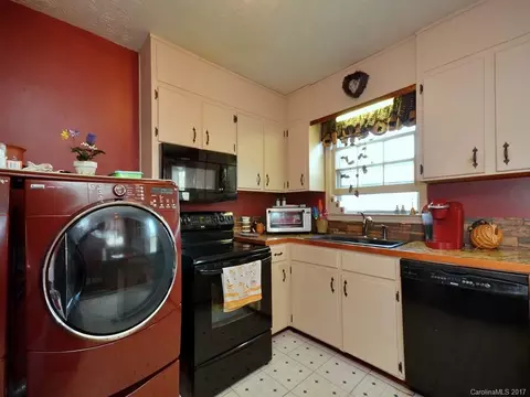 294 Brookside Dr, Canton, NC 28716 photo 7