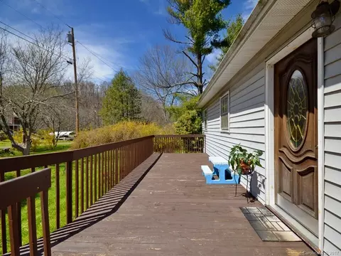 294 Brookside Dr, Canton, NC 28716 photo 4