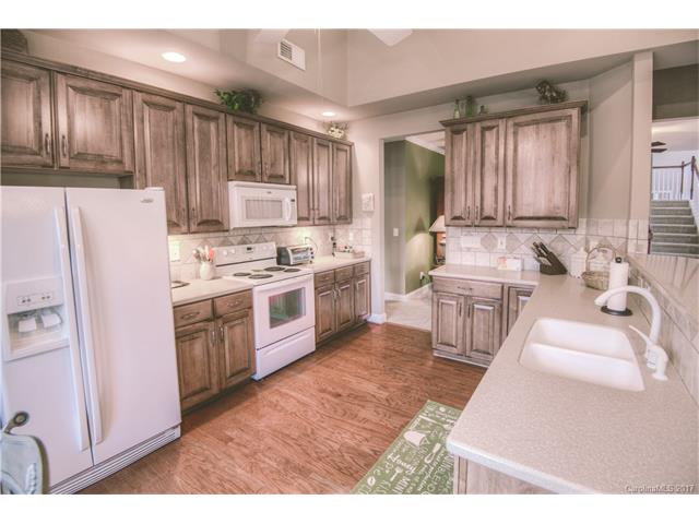 906 Platinum Dr, Fort Mill, SC 29715 photo 4