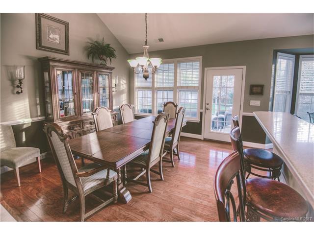 906 Platinum Dr, Fort Mill, SC 29715 photo 9