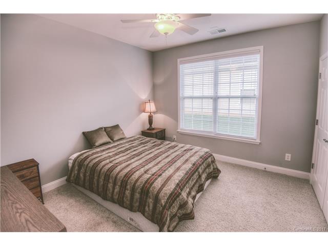 906 Platinum Dr, Fort Mill, SC 29715 photo 13