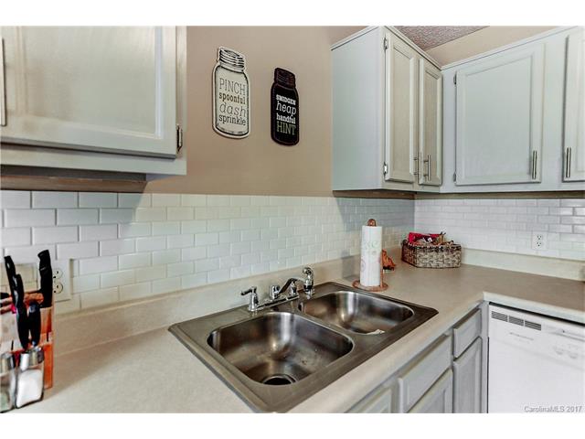 2005 E Park Dr, Lancaster, SC 29720 photo 10